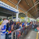 Antusias Masyarakat Meningkat, Ratusan Ribu Pelanggan Gunakan Kereta Api Selama Libur Panjang Paskah di Wilayah Daop 8 Surabaya. Foto: viralsumsel.com