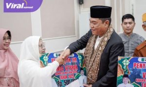 Bupati Muba Berikan Santunan Simbolis Kepada Dua Anggota LVRI dan Open House Bersama Masyarakat. Foto : viralsumsel.com /dev