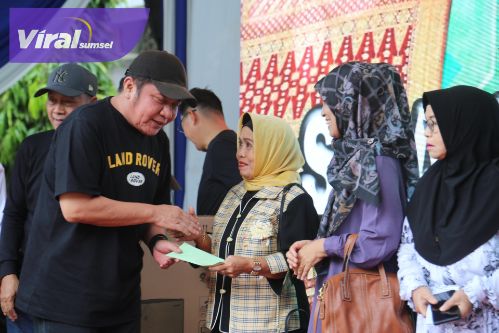 Herman Deru Titip Pesan Ketua Baru IKA SMANTA : Tingkatkan Keakraban Tanpa Pandang Status dan Kasta. Foto : humas pemprov