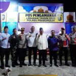Malam Takbiran, Wali Kota dan Wakil Wali Kota Prabumulih Pantau Keamanan Lewat Vidcon dan Tinjau Langsung Titik PAM. Foto : viralsumsel.com /man
