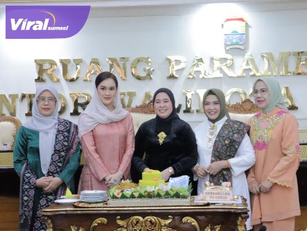Pringati Hari Kartini, DWP Kota Palembang Gelar Lomba Make Up dan Best Costume. Foto : viralsumsel.com /nto