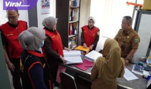 Viral ,Kejati Sumsel Geledah Tiga Kantor Terkait Skandal Pasar Cinde, Termasuk Bapeda dan Kantor Sekretariat Daerah Kota Palembang. Foto : viralsumsel.com /ril