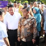 Gubernur Herman Deru Dampingi Menteri Kependudukan dan Pembangunan Keluarga/BKKBN RI Lakukan Pemberian MBG Untuk Ibu Hamil di Palembang. Foto : humas pemprov