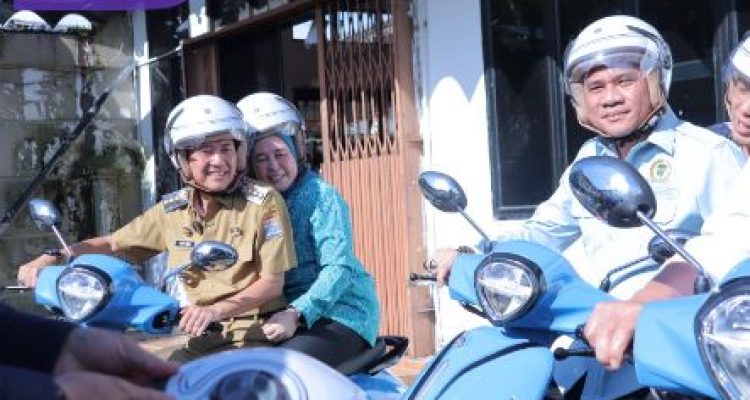 Menteri Wihaji Tinjau Pemberian Makanan Bergizi di Palembang, Wako Ratu Dewa Siap Bersinergi. Foto : viralsumsel.com /nto