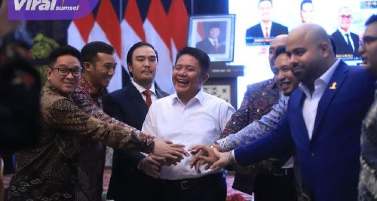Gubernur Herman Deru Harapkan Pengurus BPD HIPMI Sumsel yang Baru Dilantik Jaga Soliditas Organisasi. Foto : humas pemprov
