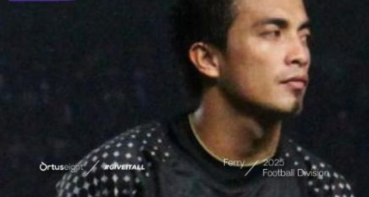 Ferry Rotinsulu mantan penjaga gawang Sriwijaya FC. Foto : ig