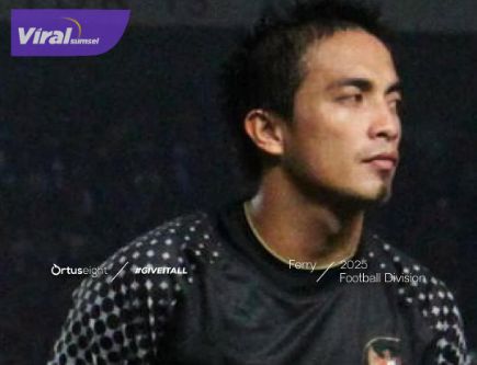 Ferry Rotinsulu mantan penjaga gawang Sriwijaya FC. Foto : ig