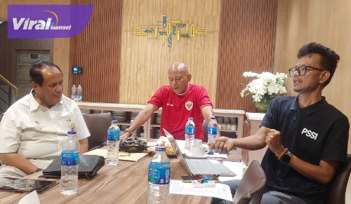 Suasana Rapat Asprov PSSI Sumsel di Hotel Majestic Palembang. Foto : viralsumsel.com /ril