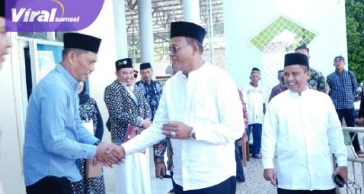 Wali Kota Prabumulih Buka Manasik Haji 1446 H: Bekali Jemaah dengan Ilmu dan Semangat Ibadah. Foto : viralsumsel.com /man
