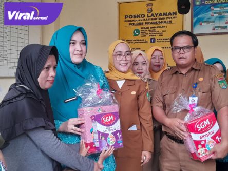 TP PKK Prabumulih Apresiasi Kader Posyandu Rossama dalam Kunjungan Kerja. Foto : viralsumsel.com /man TP PKK Prabumulih Apresiasi Kader Posyandu Rossama dalam Kunjungan Kerja. Foto : viralsumsel.com /man
