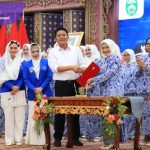 Gubernur Herman Deru Harapkan IWAPI Sumsel Menjadi Mentor Bagi Pengusaha Perempuan di Daerah. Foto : viralsumsel.com /viralsumsel.com /win