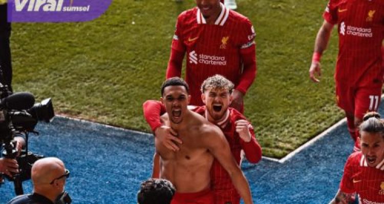Liga Primer Inggris : Liverpool Tekuk Leicester, Mantap di Puncak Klasemen. Foto : igliverpool