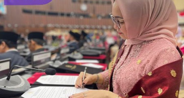 Senator Hj. Eva Susanti: Semangat Kartini Masa Kini adalah Perempuan Berdaya untuk Bangsa. Foto : viralsumsel.com /win