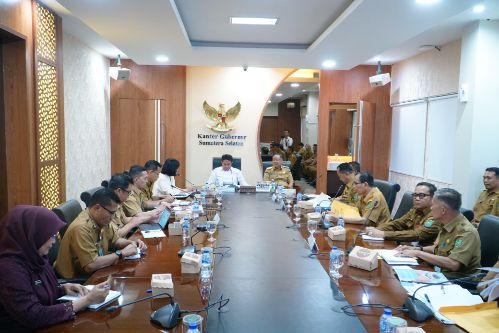 Terima Audensi Wali Kota Prabumulih, Gubernur Herman Deru Dorong Rumah Sakit Daerah Tonjolkan Program Layanan Unggulan. Foto : viralsumsel.com /win