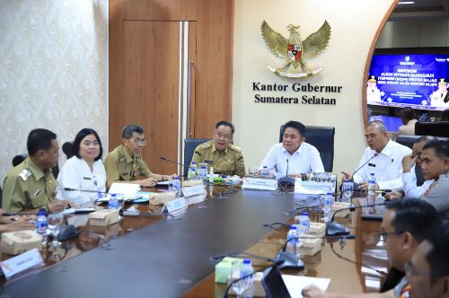 Didampingi Wagub Cik Ujang, Gubernur Herman Deru Paparkan Potensi Sumsel Kepada Peserta PKDN Sespimti Polri Dikreg ke-34. Foto : viralsumsel.com /win