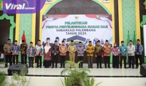 Sekda Edward Candra Resmi Lantik Panitia Penyelenggara Ibadah Haji Embarkasi Palembang 2025. Foto : viralsumsel.com /win