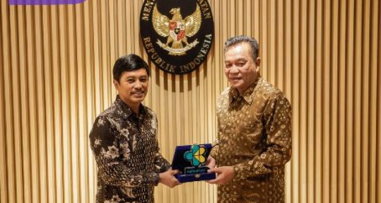 Bupati Muba Audiensi dengan Wamenkes: Usulkan RSUD Sekayu Siap Menjadi Rujukan Layanan Kanker. Foto : viralsumsel.com /dev