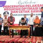 Pemkab Muba Siap Dukung Swasembada Pangan, Bupati Toha Tanda Tangani Kontrak SID Tahun 2025. Foto : viralsumsel.com /dev