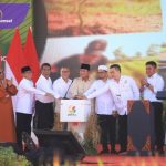 Gubernur Herman Deru Dampingi Presiden Prabowo Resmikan Program GERINA dan Penanaman Padi Serentak Bersama 14 Provinsi Secara Nasional. Foto : viralsumsel.com /win