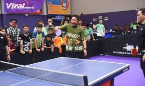 Gubernur Herman Deru Buka Kejuaraan Tenis Meja “Indonesia Pingpong League Youth Zona 1 Sumatera 2025. Foto : viralsumsel.com /win
