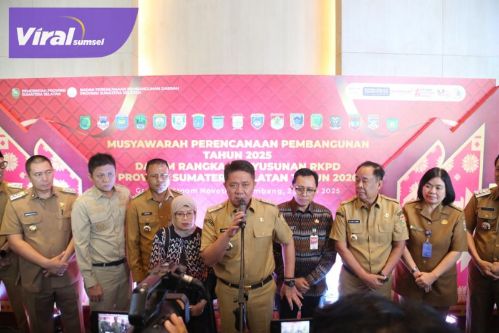 Gubernur Herman Deru Paparkan 7 Program Prioritas Pemantapan Pemerataan Kesejahteraan dan Pembangunan Berkelanjutan Dalam Musrenbang 2025 dan RKPD 2026. Foto : viralsumsel.com /win