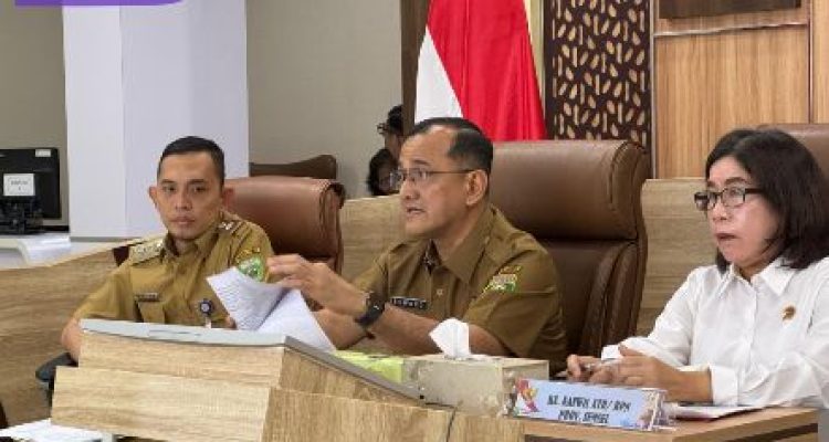 Sekda Edward Candra Hadiri Rakor Program Pembahasan Korupsi Area Pengelolaan Barang Milik Daerah. Foto : viralsumsel.com /win