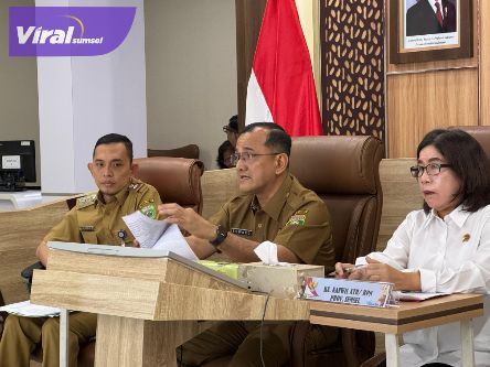 Sekda Edward Candra Hadiri Rakor Program Pembahasan Korupsi Area Pengelolaan Barang Milik Daerah. Foto : viralsumsel.com /win