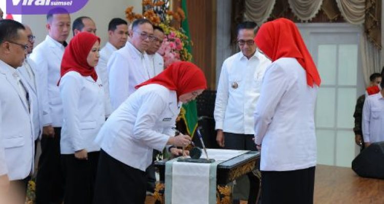 Dihadiri Ratu Dewa, PMI Palembang Dibawah Komando Dewi Sastrani Resmi Dilantik Feby Herman Deru. Foto : viralsumsel.com /nto