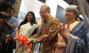 Dubes India Resmikan Pameran Seni Bertajuk Sacred Geometry: 13 Seniman Diaspora India di Jakarta Hadirkan Perpaduan Seni, Spiritualitas, dan Diplomasi Budaya. Foto: viralsumsel.com