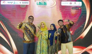 Berdayakan Wirausaha Perempuan Secara Berkelanjutan, Pertamina Raih Penghargaan Bina UMKM Award. Foto: viralsumsel.com