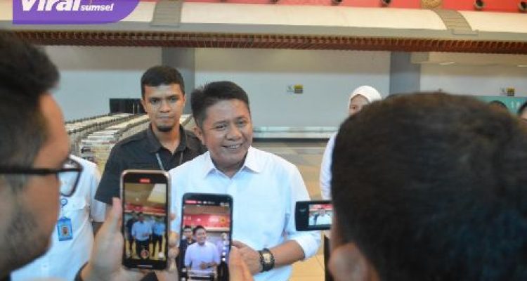 Gubernur Herman Deru Melobi Pimpinan Lion Group Agar Segera Buka Rute Penerbangan Internasional. Foto : viralsumsel.com /win