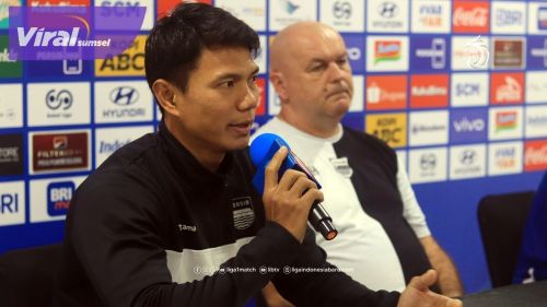 Achmad Jufriyanto: Legenda Hidup yang Kembali Persembahkan Gelar untuk Persib. Foto : lib