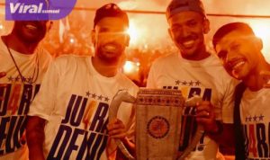 Persib Bandung Kunci Gelar Liga 1 2024/2025, Maung Bandung Tulis Sejarah Emas di Bawah Bojan Hodak. Foto : igpersib