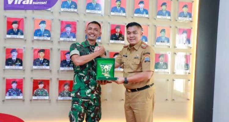 Pemkot Palembang dan Yonif 200 Raider Jajaki Kerja Sama Pembinaan Siswa Bermasalah. Foto : viralsumsel.com /nto
