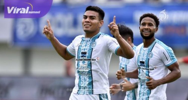 PSBS Biak Perkasa di Indomilk Arena, Alexsandro Cetak Dua Gol dan Tantang Lima Besar!. Foto : lib
