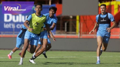 PSIS Semarang Terbenam di Dasar Klasemen, Ridwan: Lawan PSS Sleman adalah Final Nyata! Foto : lib