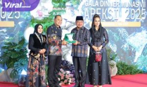 Hadiri Gala Dinner APEKSI, Prima Salam: Momen Menguatkan Silaturahmi dan Sinergi. Foto : viralsumsel.com /win