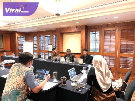 Solusi Jangka Pendek “Muba Usulkan Komdigi Anggarkan Internet Satelit Starlink Tutup Celah Blankspot Di Indonesia.” Foto : viralsumsel.com /dev