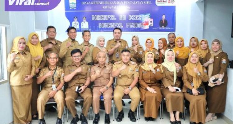 Sekda Kota Palembang Pastikan Akta Kelahiran Lama Masih Berlaku Meski Ada QR Code. Foto : viralsumsel.com /nto