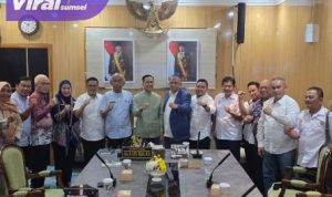 Anton Nurdin Sampaikan Rencana Pelantikan KONI, Kondisi Sekretariat dan Target Porprov pada Ratu Dewa. Foto : viralsumsel.com /nto