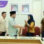 Wakil Wali Kota (Wawako) Prima Salam menerima audiensi dari General Manager DAMRI Cabang Palembang beserta jajaran di Ruang Rapat II, Setda Kota Palembang, Jumat (23/5/2025). Foto : viralsumsel.com /nto
