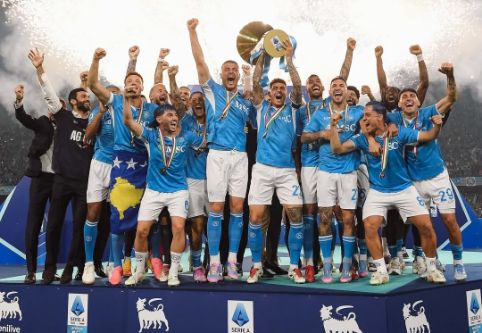 Lukaku Cetak Gol Penentu, Napoli Kunci Gelar Juara Serie A di Kandang Sendiri. Foto : ignapoli