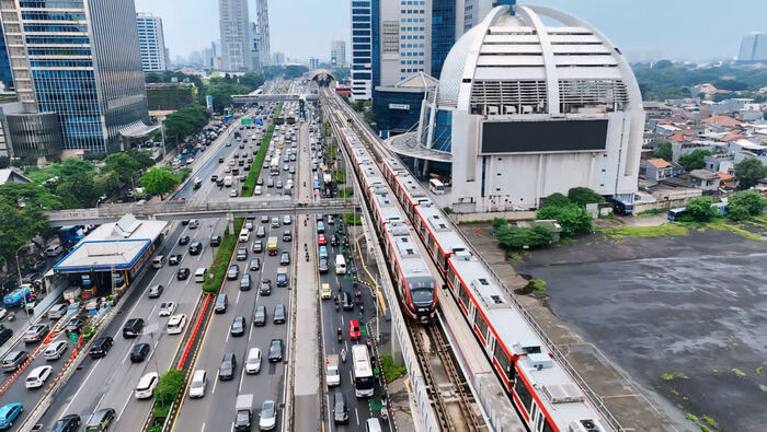 Kinerja Positif LRT Jabodebek Selama Periode Libur Panjang Waisak 2025. Foto: viralsumsel.com
