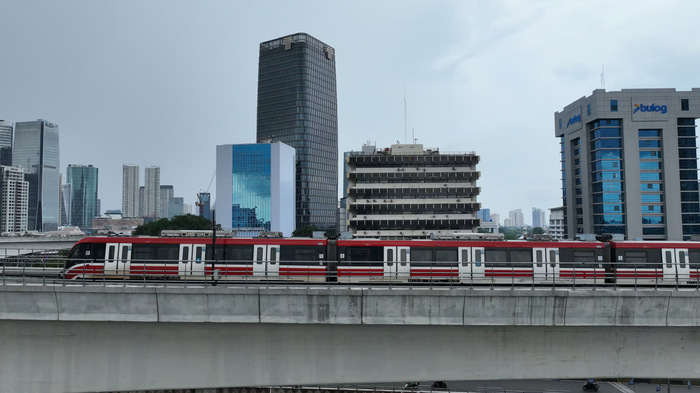 Libur Hari Buruh 1 Mei, Tarif LRT Jabodebek Maksimal Rp10.000 untuk Semua Perjalanan. Foto: VRITIMES.com