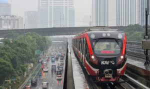 Pengguna LRT Jabodebek Tumbuh 10% Usai Penambahan 18 Perjalanan Pada Hari Kerja. Foto: viralsumsel.com
