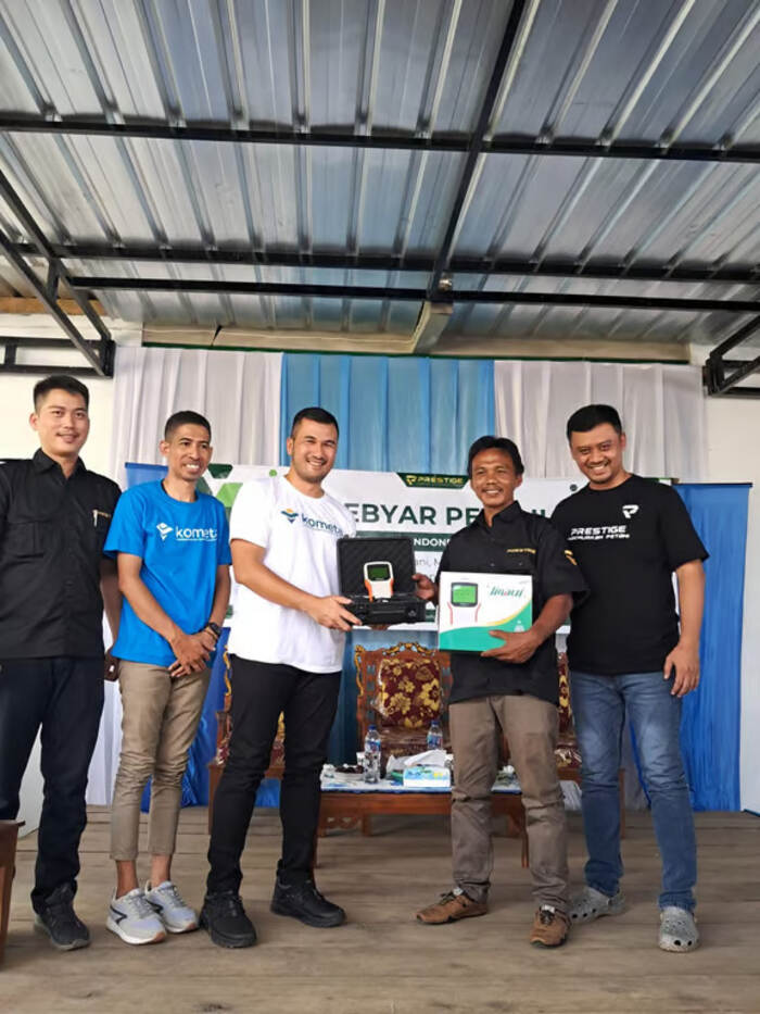 Prestige Indonesia & Ekosis hadirkan edukasi pupuk organik, teknologi IoT, dan akses pasar digital melalui Ekosis. Foto: viralsumsel.com