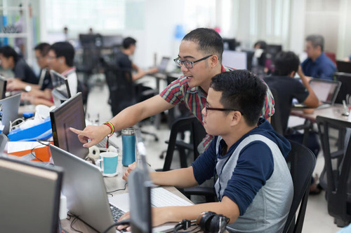 Solusi Bisnis Modern: 5 Jenis Pekerjaan Kantoran yang Bisa Dioptimalkan dengan BPO. Foto : viralsumsel.com