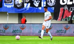Trofi Pertama Sepanjang Karier, Mateo Kocijan Ukir Sejarah Manis Bersama Persib Bandung. Foto : lib