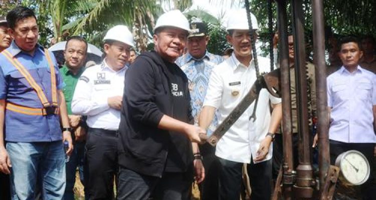 Respon Cepat Kebutuhan Masyarakat PALI, Herman Deru Groundbreaking Jembatan Air Sari dan Siapkan Pembangunan Jembatan Air Pabil. Foto : viralsumsel.com /win
