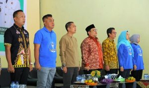 Wali Kota Palembang Ratu Dewa secara resmi melaunching program "Gladiator" yakni Gerakan Layanan Administrasi Kependudukan di Atas Motor, Jumat (16/5/2025). Foto : viralsumsel.com ?nto